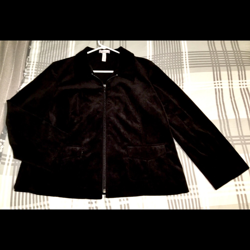 Macy’s Kim Rogers plus Sz 16 corduroy black zip-up